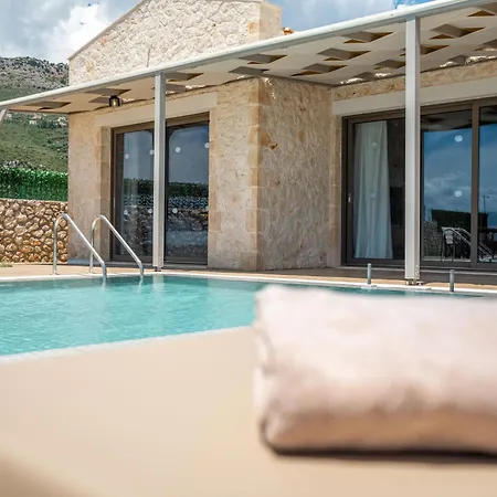 Pantheon Luxury Skala (Kefalonia)