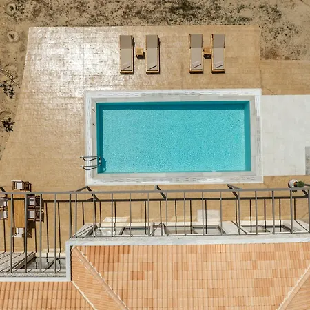 Pantheon Luxury Villa