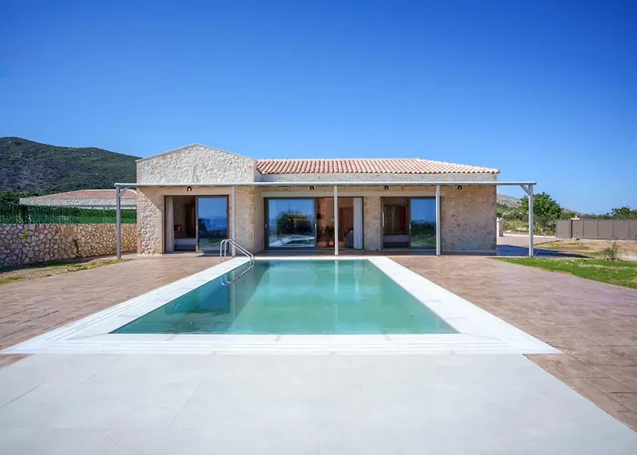 וילה Pantheon Luxury